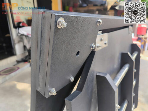 Van ngăn triều HDPE D800