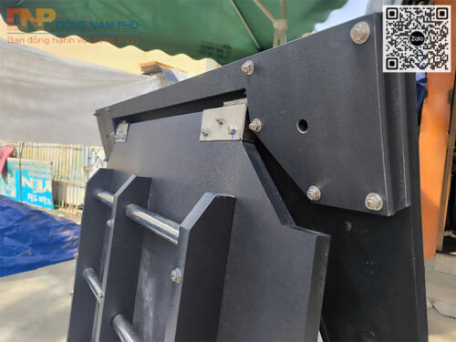 Van ngăn triều HDPE D800